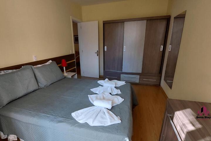 Room 5 of 32