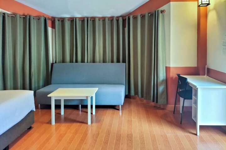 Room 56 of 156