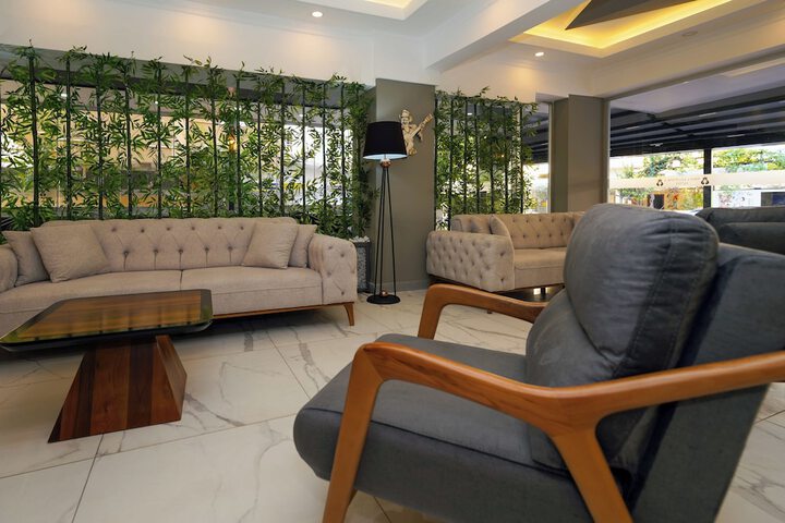 Hotel Interior 15 of 121