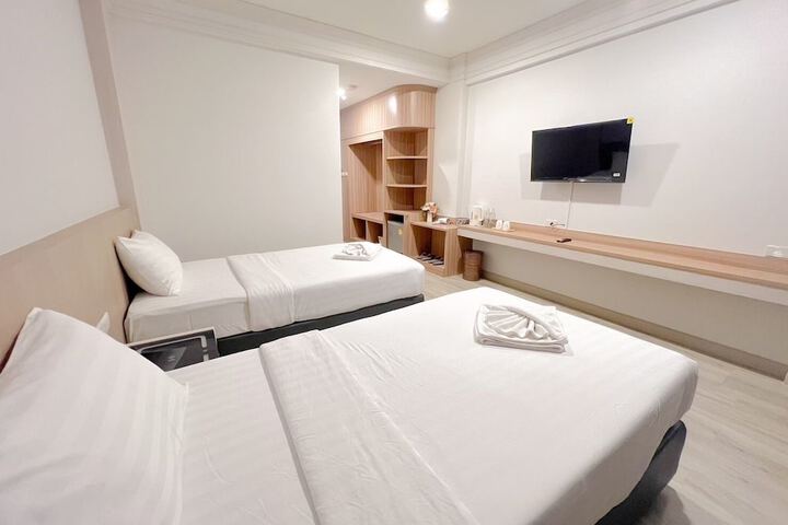 Room 27 of 56
