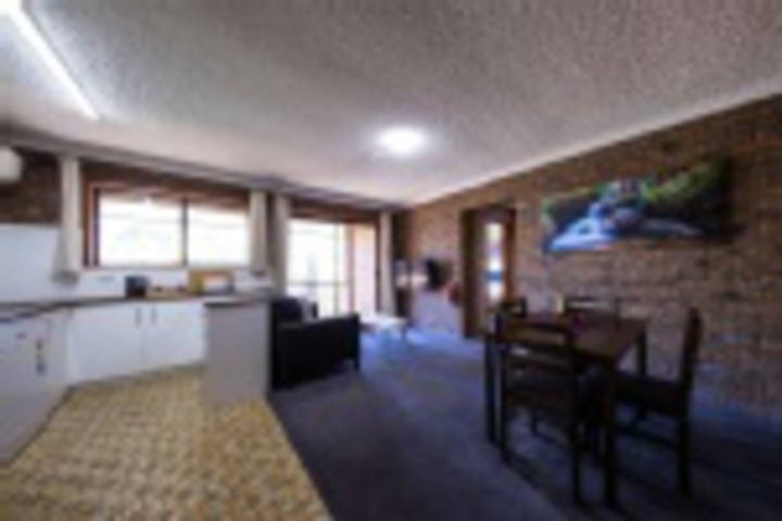 Room 482 of 693