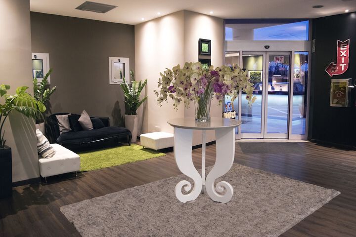 Hotel Interior 10 of 77