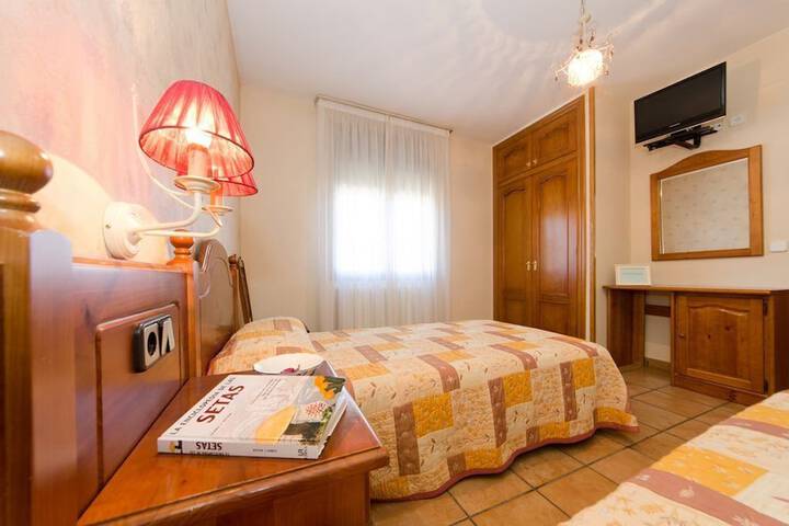 Room 10 of 21