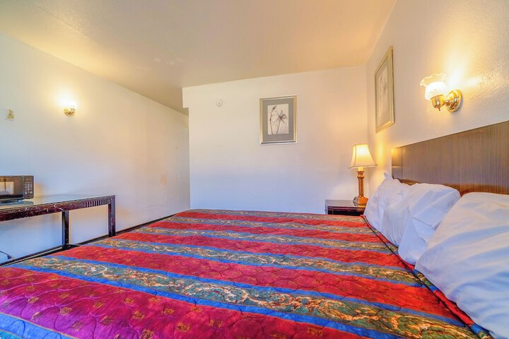 Room 45 of 120