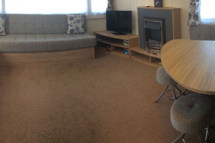 Room 9 of 27