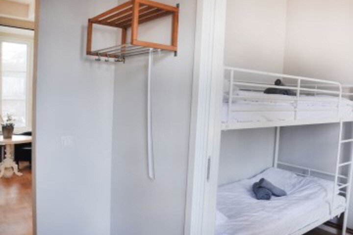 Room 48 of 138