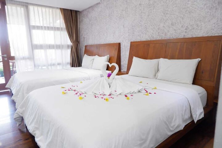 Room 3 of 25