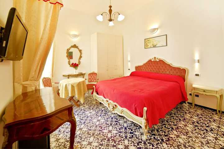 Room 2 of 21