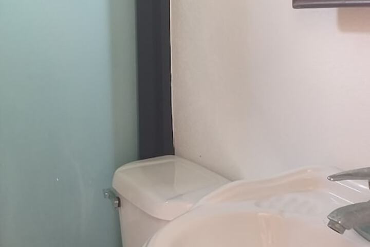 Room 16 of 44