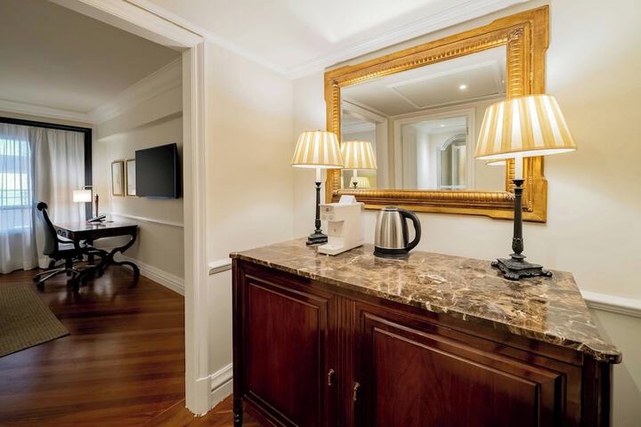 Room 35 of 150