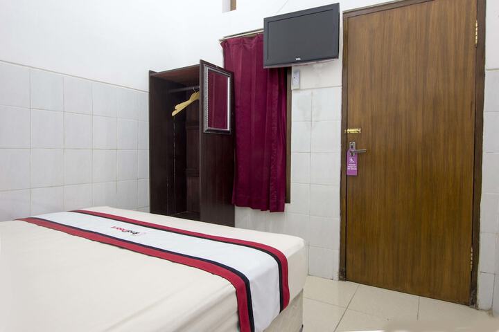 Room 6 of 23