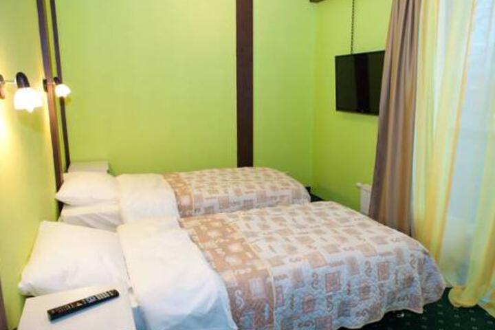 Room 2 of 9