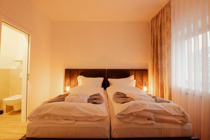 Room 14 of 23