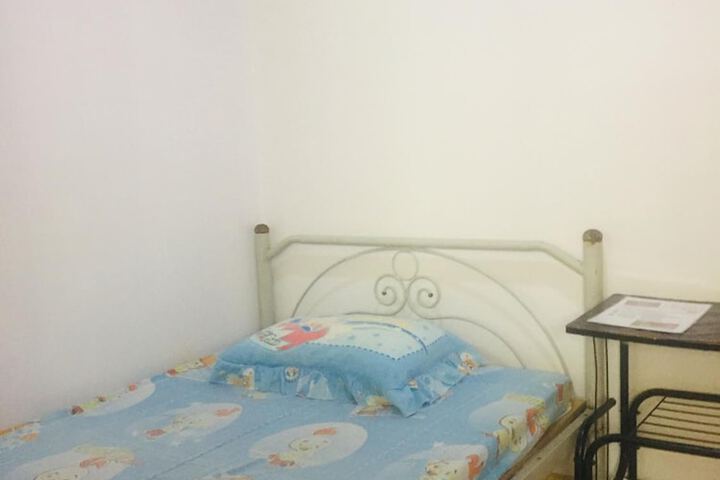 Room 25 of 61