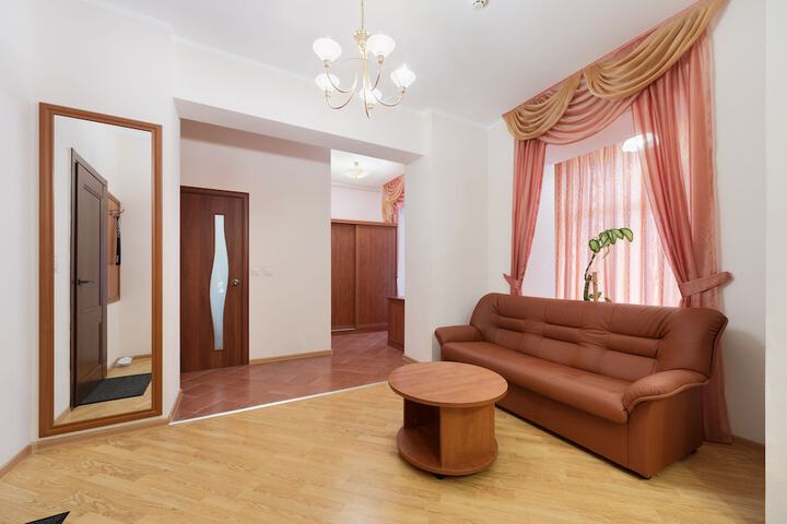 Room 11 of 46
