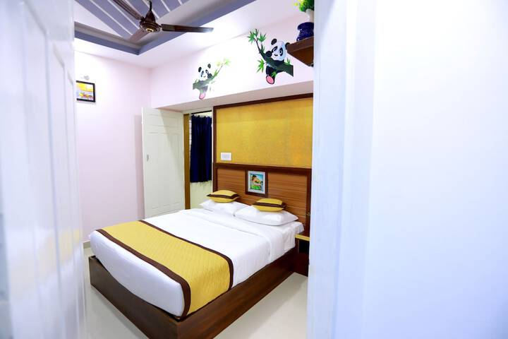 Room 16 of 63