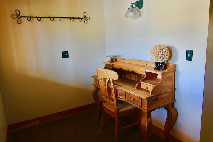 Business Center 256 of 301