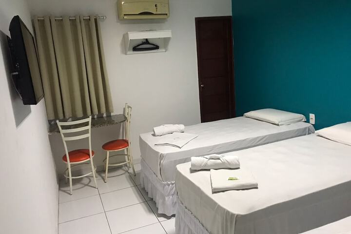 Room 7 of 14