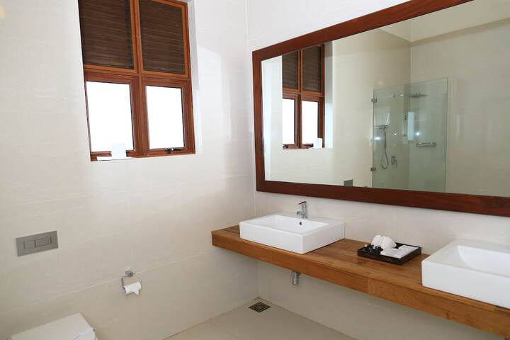 Room 21 of 41