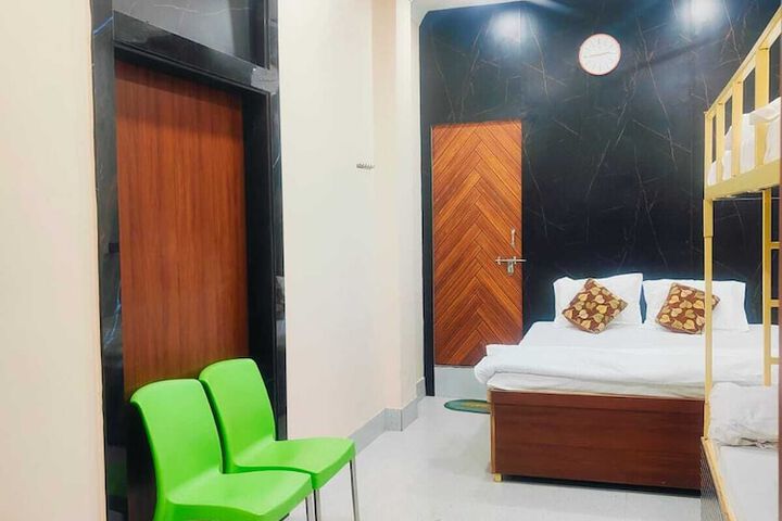 Room 2 of 14
