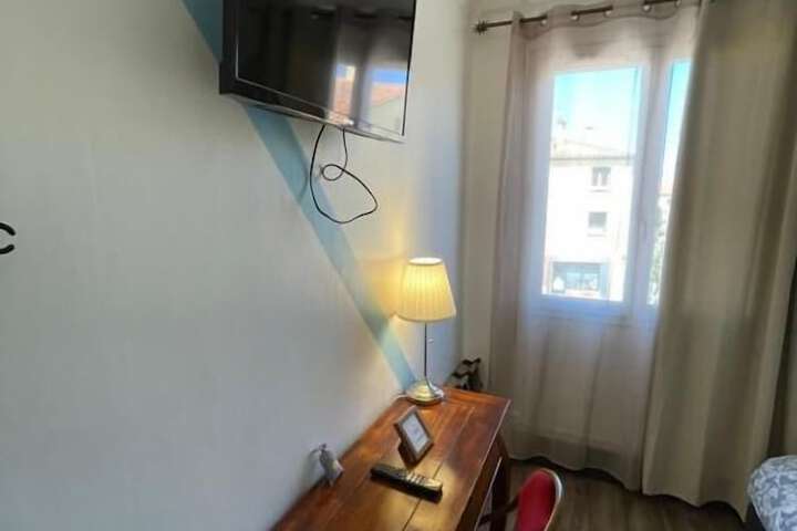 Room 21 of 87