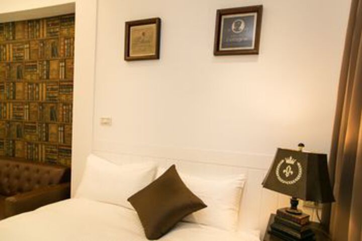 Room 78 of 141