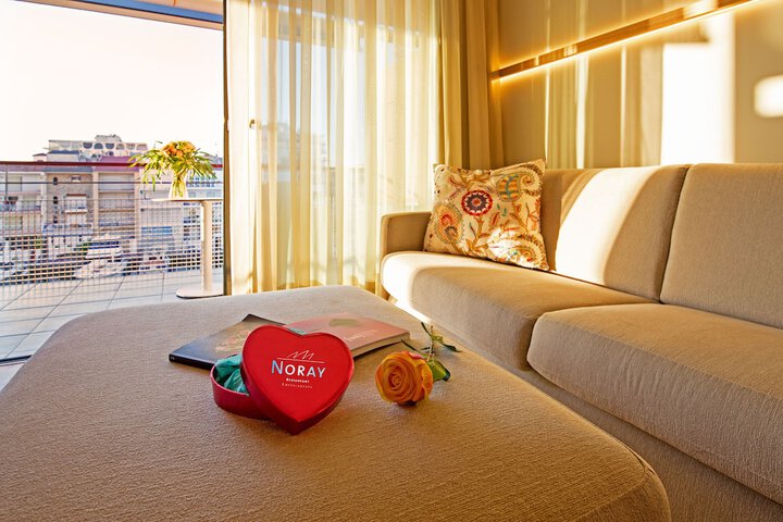 Room 20 of 93