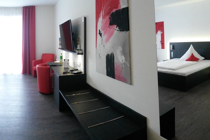 Room 11 of 55
