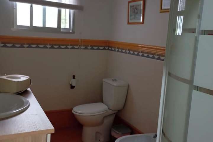 Room 20 of 28