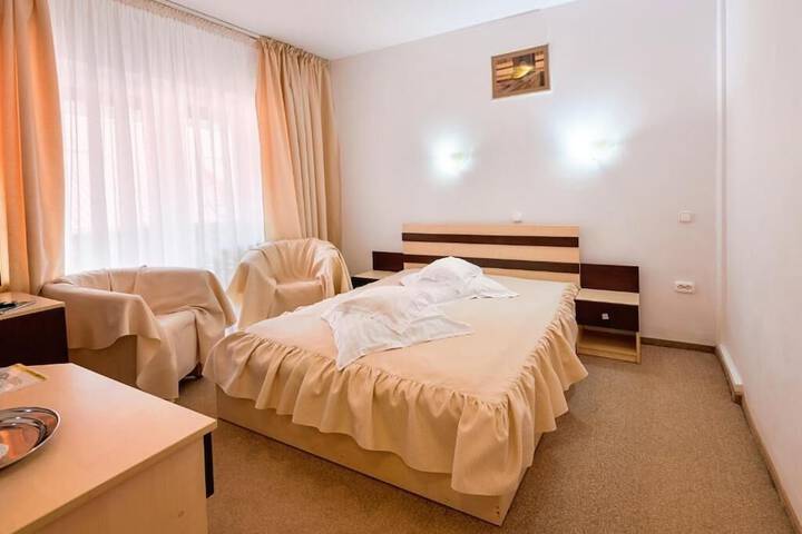 Room 3 of 22