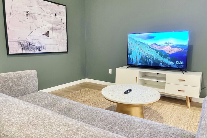 Room 21 of 49