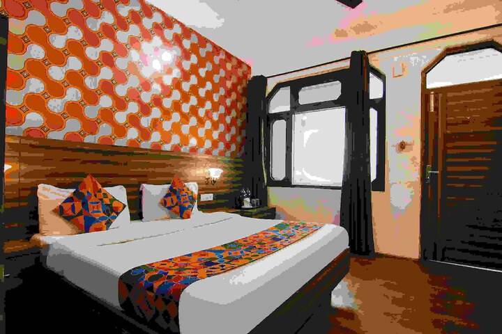 Room 29 of 38