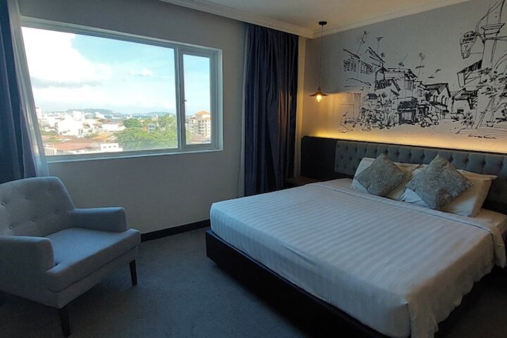 Room 51 of 97