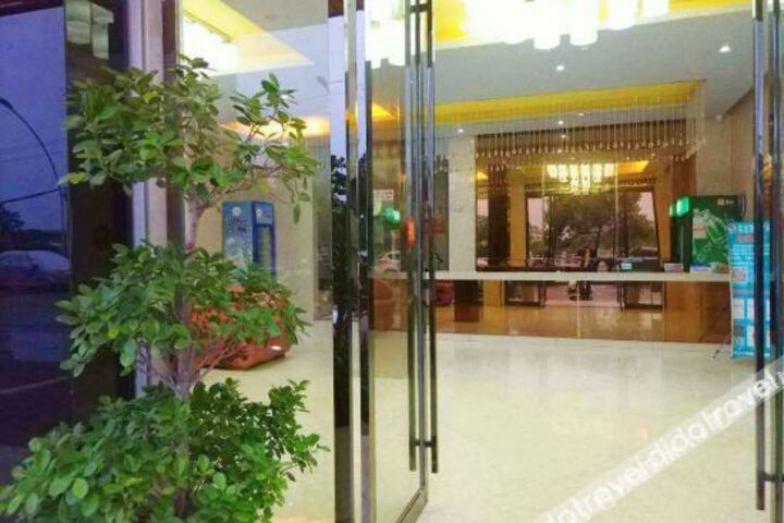 Hotel Interior 5 of 8