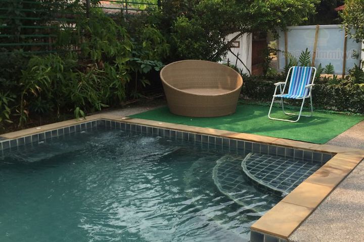 Pool 53 of 74