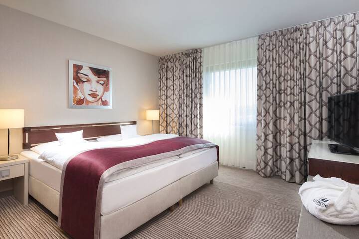 Room 31 of 68