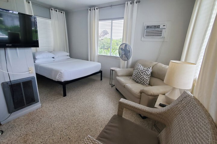 Room 45 of 236