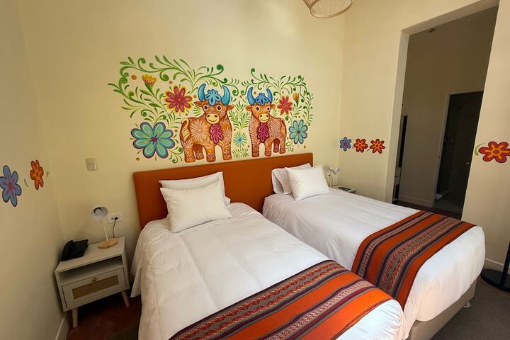 Room 4 of 73