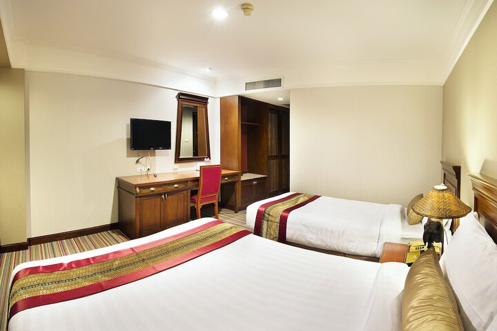 Room 9 of 55