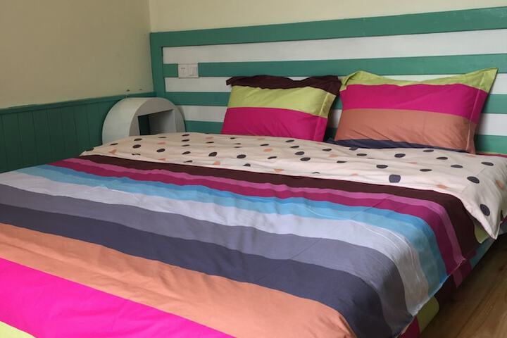 Room 9 of 21
