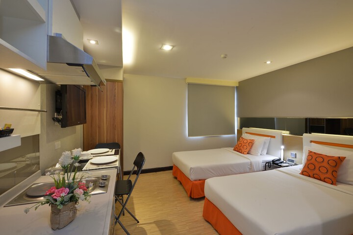 Room 3 of 31