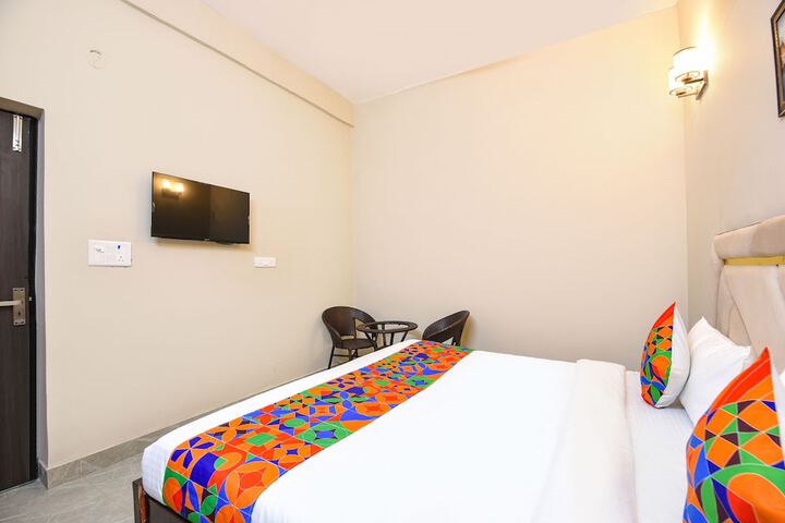 Room 7 of 26