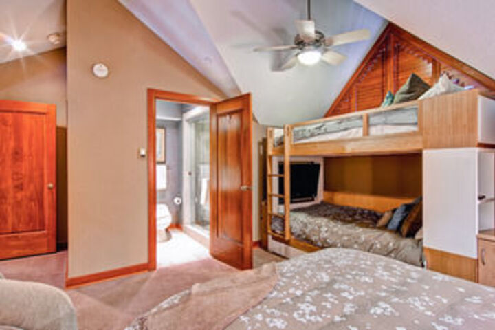 Room 28 of 101