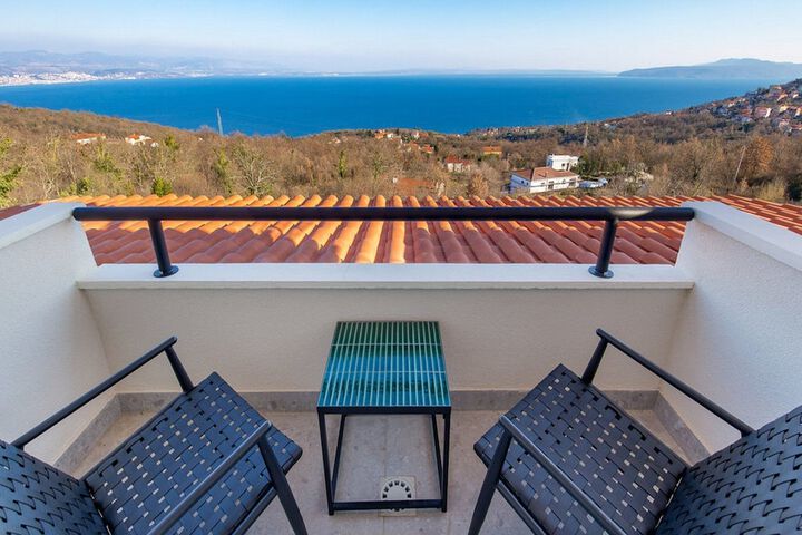 Terrace/Patio 17 of 32
