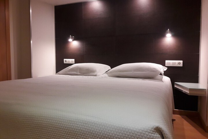Room 12 of 44