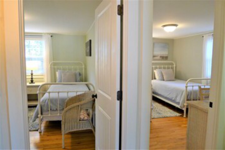 Room 40 of 52