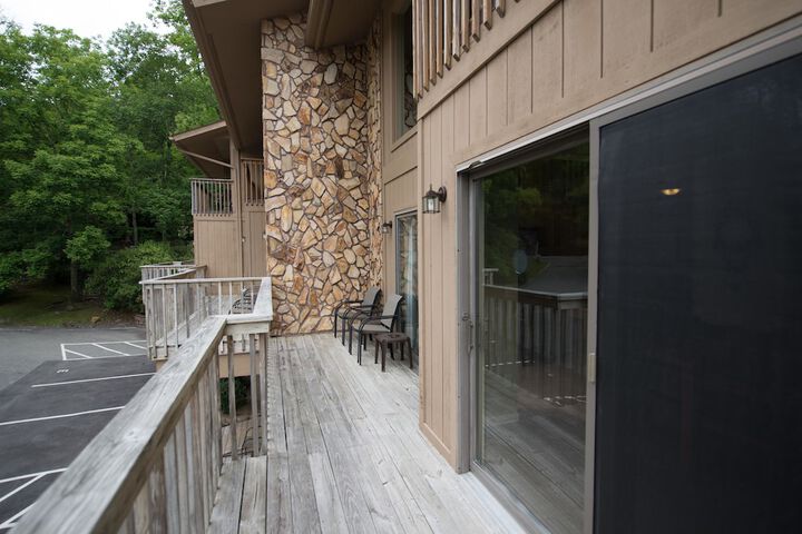 Terrace/Patio 65 of 125