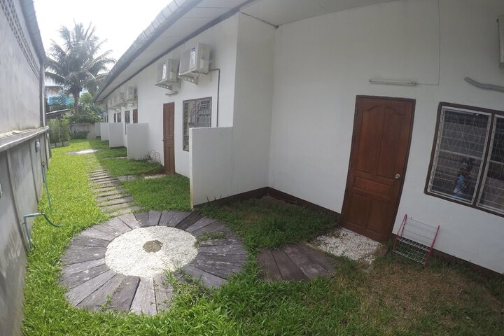 Room 6 of 67