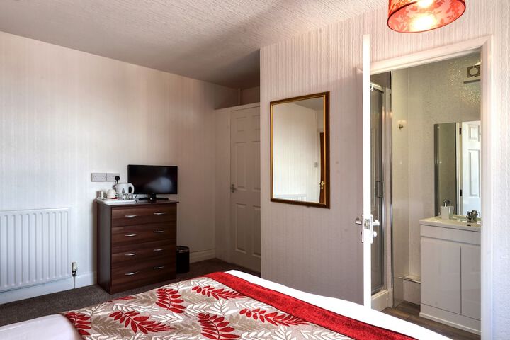 Room 20 of 49