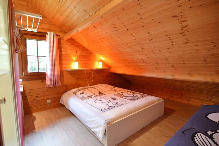 Room 4 of 36